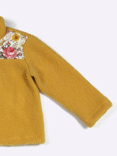 Load image into Gallery viewer, Clover Cottage - Rustic Floral Girls Sherpa