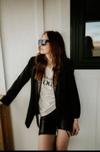 Load image into Gallery viewer, the 'vegas' blazer