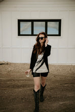 Load image into Gallery viewer, the 'vegas' blazer