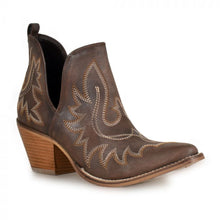 Load image into Gallery viewer, hunky booties