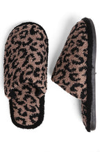 Load image into Gallery viewer, the cheetah slippers
