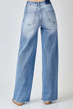 Load image into Gallery viewer, the &#39;kai&#39; jeans
