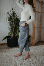 Load image into Gallery viewer, the &#39;miley&#39; top
