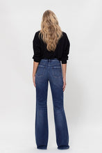 Load image into Gallery viewer, the &#39;myles&#39; jeans
