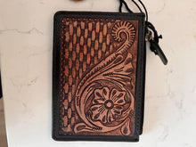 Load image into Gallery viewer, leather card holders
