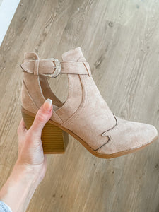 the 'wild west' booties